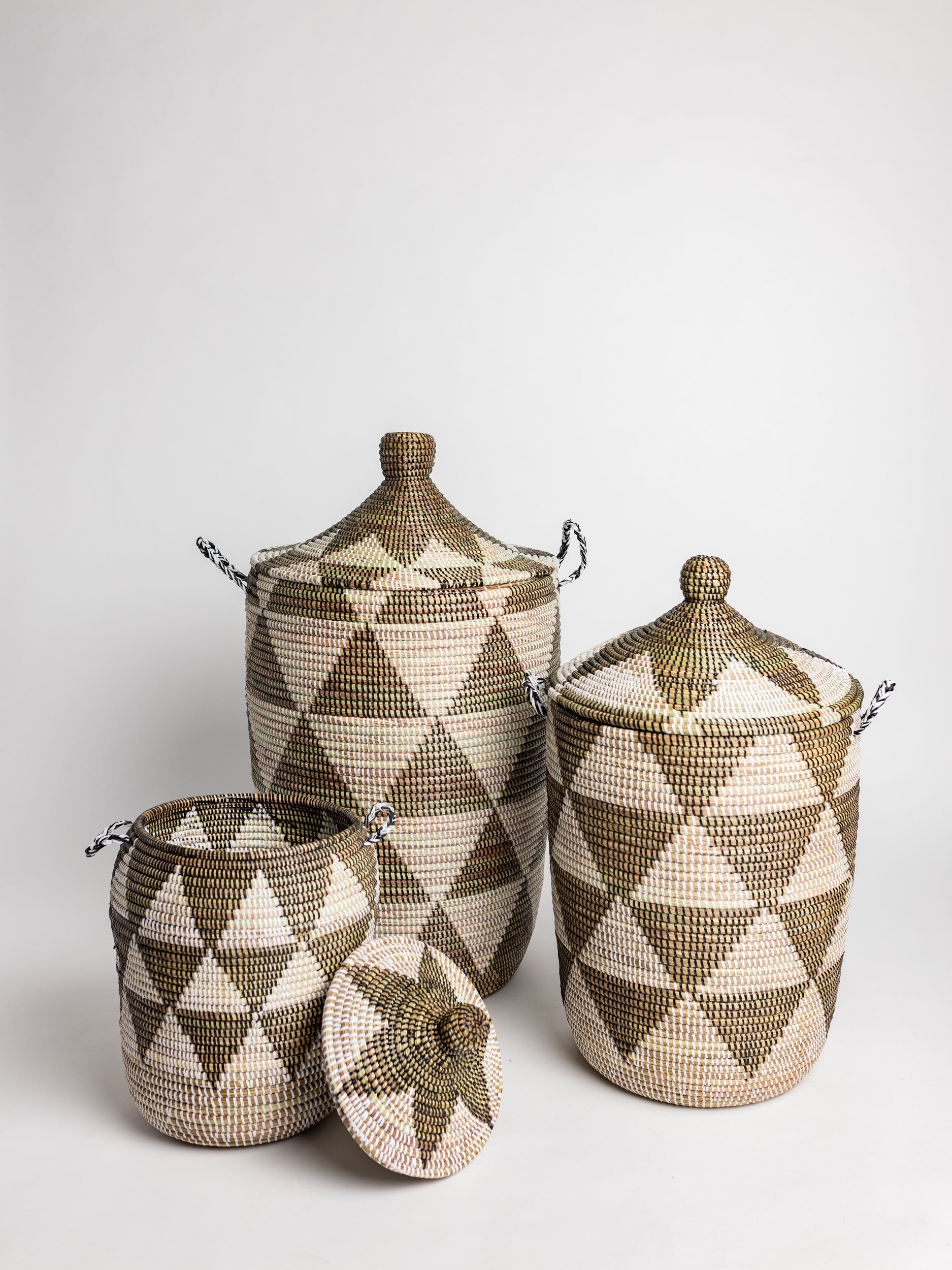 voyage-living.com laundry nesting baskets senegal